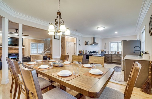 Cleveland Other | 7 Acres Entertainment-Ready with Private Swimming Pool