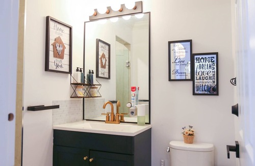 Steveston House | 8 min from Vancouver Airport! 3 min from Steveston Fisherman’s Wharf.