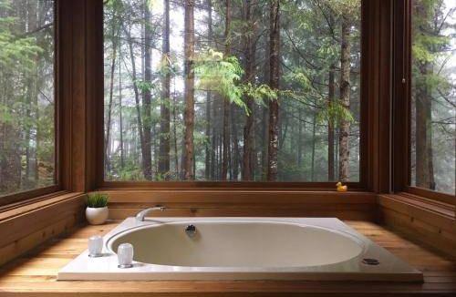 Salt Spring Island Bed & Breakfast | 85 m² Bed and breakfast ∙ 3 bedrooms ∙ 7 guests