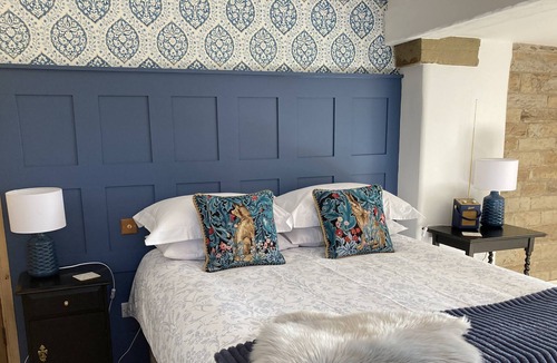 Ault Hucknall Cottage | A beautiful centuries old house, set in the rolling Derbyshire countryside south of the historic mar