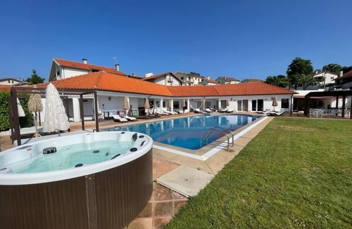 Santa Comba Dao House | A Casa Branca - Marroquinas
