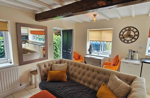 East Drayton House | A romantic retreat in a stunning setting