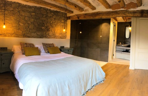 Coll de Nargo House | A totally renovated rural design house in the middle of nature.
