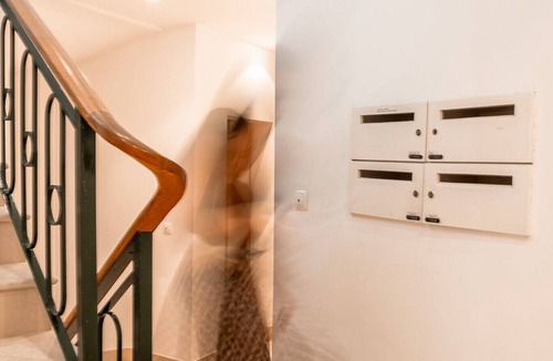 Misericordia Apartment | A2 NEW | Remodeled & Spacious! | Very Central