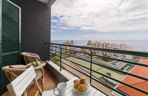 Sao Martinho Apartment | Ajuda III by An Island Apart