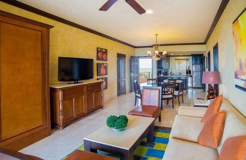 Playa Mujeres Condo | 🌞 All-Inclusive Optional OceanFront Beach Resort 🏖️~ 𝕏 @MyBeachSuites Rentals
