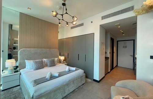 Business Bay Apartment | Allsopp & Allsopp - Studio Apartment in 15 Northside Tower 1, Business bay
