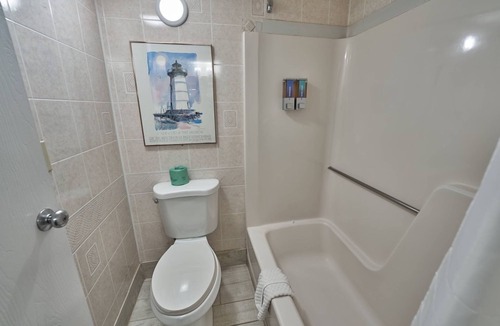 West Yarmouth Hotel | Always a Great Idea To Unwind! Indoor Pool, and Complimentary Breakfast!
