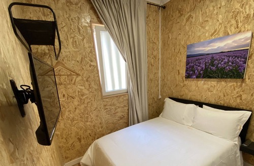Mina House | Amadora Cozy House