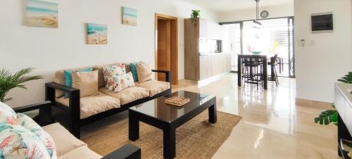 Las Terrenas Apartment | AMAR'E beach front apartment overlooking pool
