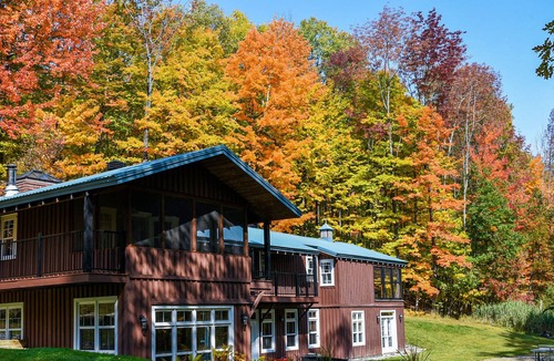 North Hatley Ski Chalet | Amazing 5 bedroom cottage in beautiful North Hatley