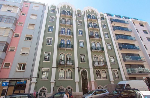 Santo Condestavel Apartment | Amazing Parada by Homing