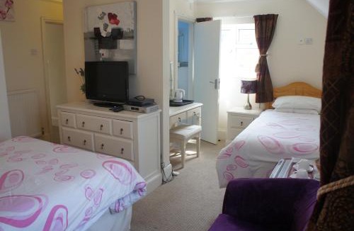 Oxford House | Amazon Guest House