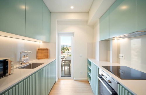 Estoril Apartment | An amazing apartment with Ocean and Estoril view
