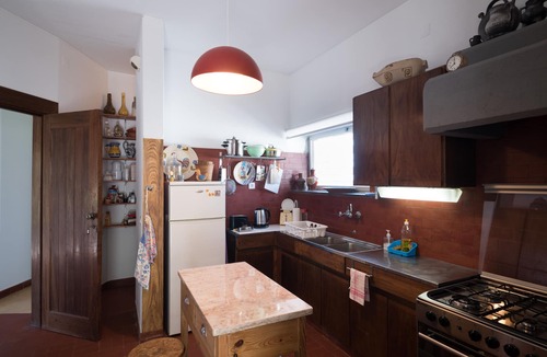Praia das Macas House | An architectural and design gem from the seventies