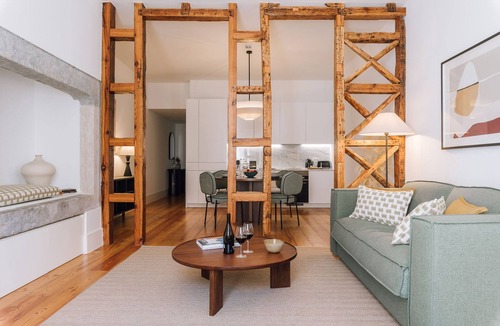 Encarnacao House | Ando Living - Flores 25 House