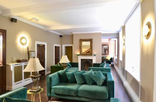 Grantham Hotel | Angel and Royal Hotel