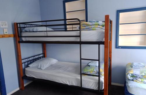 Takaka Hostel | Annies Nirvana Lodge Backpackers