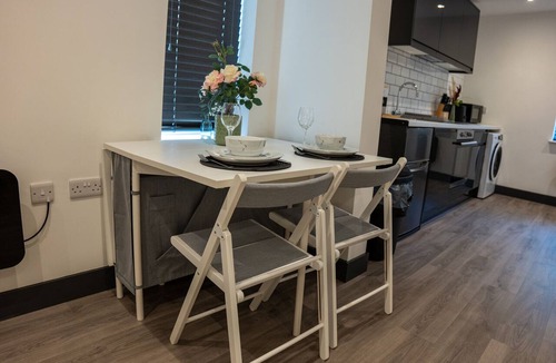 Giltbrook Apartment | Apartment 2 - Ilkeston Perfect Contractor Stay