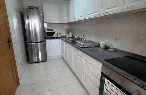 Sao Martinho Apartment | Apartment 'Ajuda Mar Holidays with Parking' with Balcony and Wi-Fi