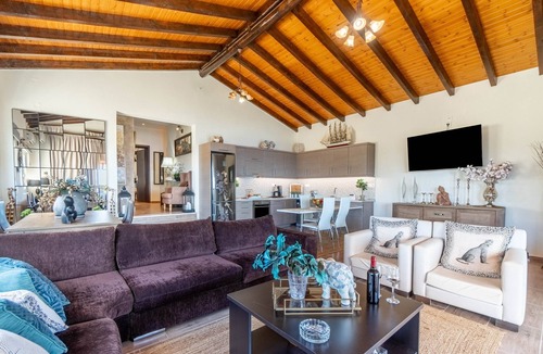 Lakones Apartment | Apartment 'Angela Panorama' with Sea View, Wi-Fi and Air Conditioning