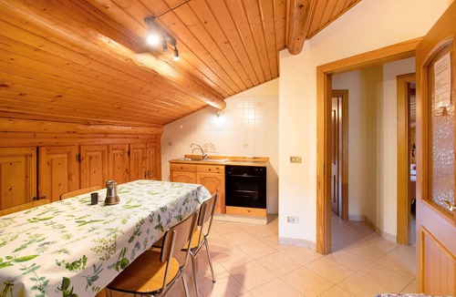 San Rocco Apartment | Apartment 'Baita Lorella Appartamento 5' with Mountain View, Shared Terrace and Wi-Fi