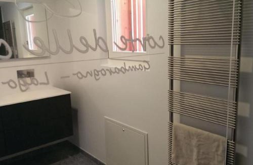 Vira Apartment | Apartment Corte delle Camelie - Wohnung im Erdgeschoss by Interhome