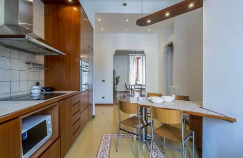 Porta Romana Villa | Apartment Da Vinci - Three Bedroom Villa, Sleeps 7