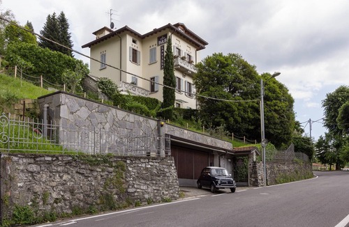 Como Apartment | APARTMENT IN OLD-TIME VILLA, QUIET QUARTER IN COMO CITY