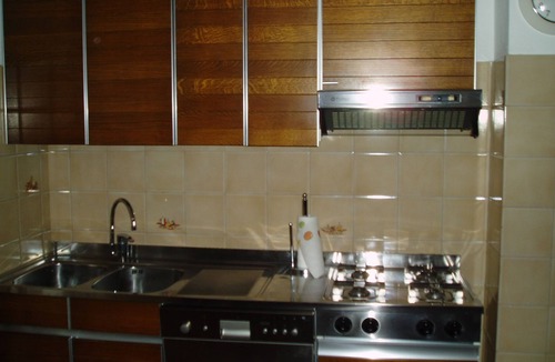 Dongo Apartment | Apartment in semi-detached house with large garden near the lake
