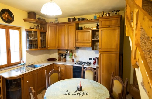 Brusimpiano Apartment | [Apartment in the Beautiful Courtyard] Lake Lugano