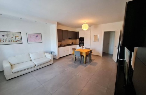 Rivoltella Apartment | Apartment with two rooms central to services