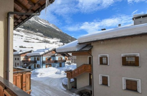 Valtellina Apartment | Apartment Mountain Home in Bormio - 10 persons, 3 bedrooms
