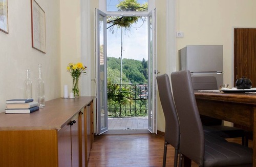 Brunate Apartment | Apartment nestled in the tranquility of a mountain village