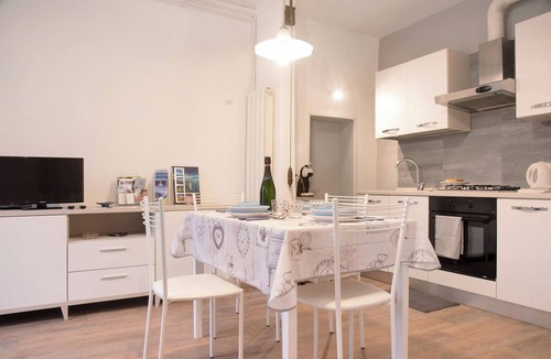 Cuvio Apartment | Apartment 'Simona Lago Maggiore' with Mountain View, Balcony and Wi-Fi