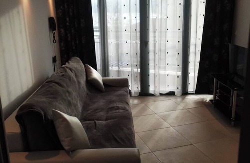 Balchik Apartment | Apartment Sleeps 2 with Pool & Balcony