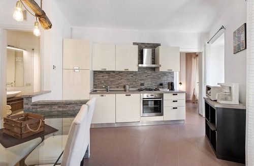 Germignaga Apartment | Apartment 'Vecchia Scala' with Wi-Fi