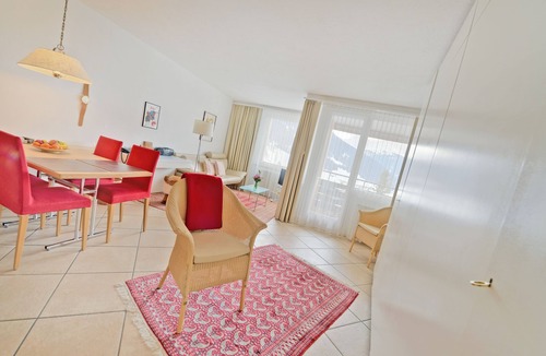 Davos Apartment | Apartment with a fantastic mountain view, qiet, sunny, central
