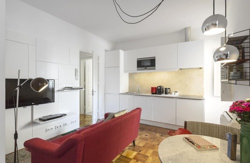 Santa Maria dos Olivais Apartment | Apartment with a unique design. City centre. 1 Bedroom.