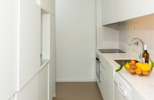 Lanhelas Apartment | Apartment with River and Sea View in Caminha