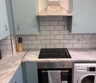 Elephant and Castle House | APlaceToStay Central London Apartment, Zone 1 CAR