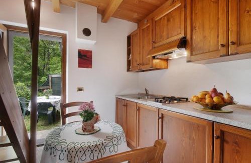 Dosso del Liro Apartment | Appartamentino su 2 livelli