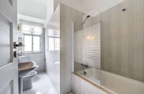 Mina House | April Square Guesthouse by Lisbon with Sintra