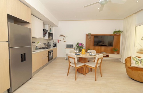 Dominicus Apartment | Aqua Esmeralda Beachfront Apartment Dominica 202