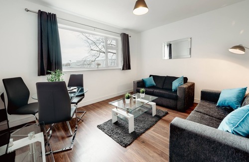 Hinckley Apartment | Arlan Apartments for Comfort and Ease, Hinkley - Apt. A