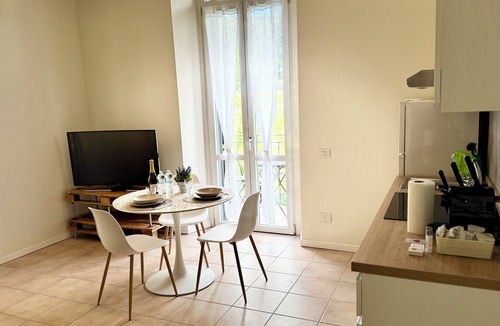 Como Apartment | Art & Elegance AxelParkComo Suites - Sunset