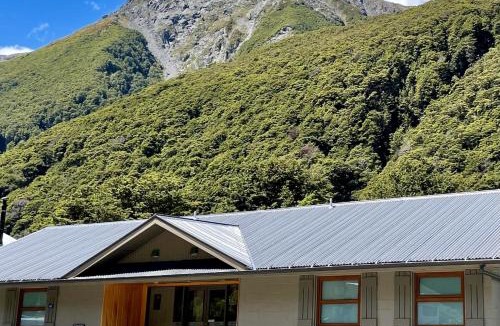 Arthur's Pass Hotel | Arthur's Pass Motel & Lodge