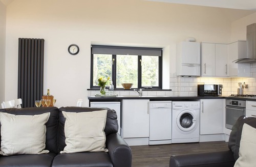 Wootton Bridge Cottage | Ash Barn - Fernhill Farm