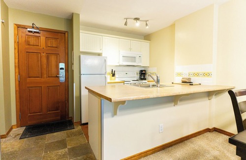 Whistler Condo | Aspens #328 Prime Ski-in Ski-out Location! Pool, Hot tubs, BBQ, sleeps 4