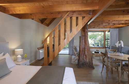 Awaroa Hotel | Awaroa Lodge
